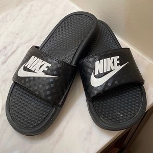 Nike slip ons